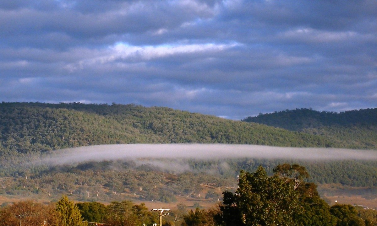 A low-level lenticular cloud