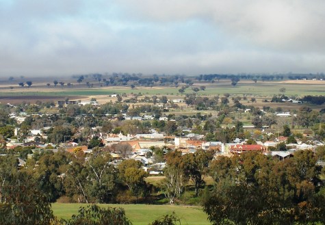 July morning photo of Manilla from the lookout
