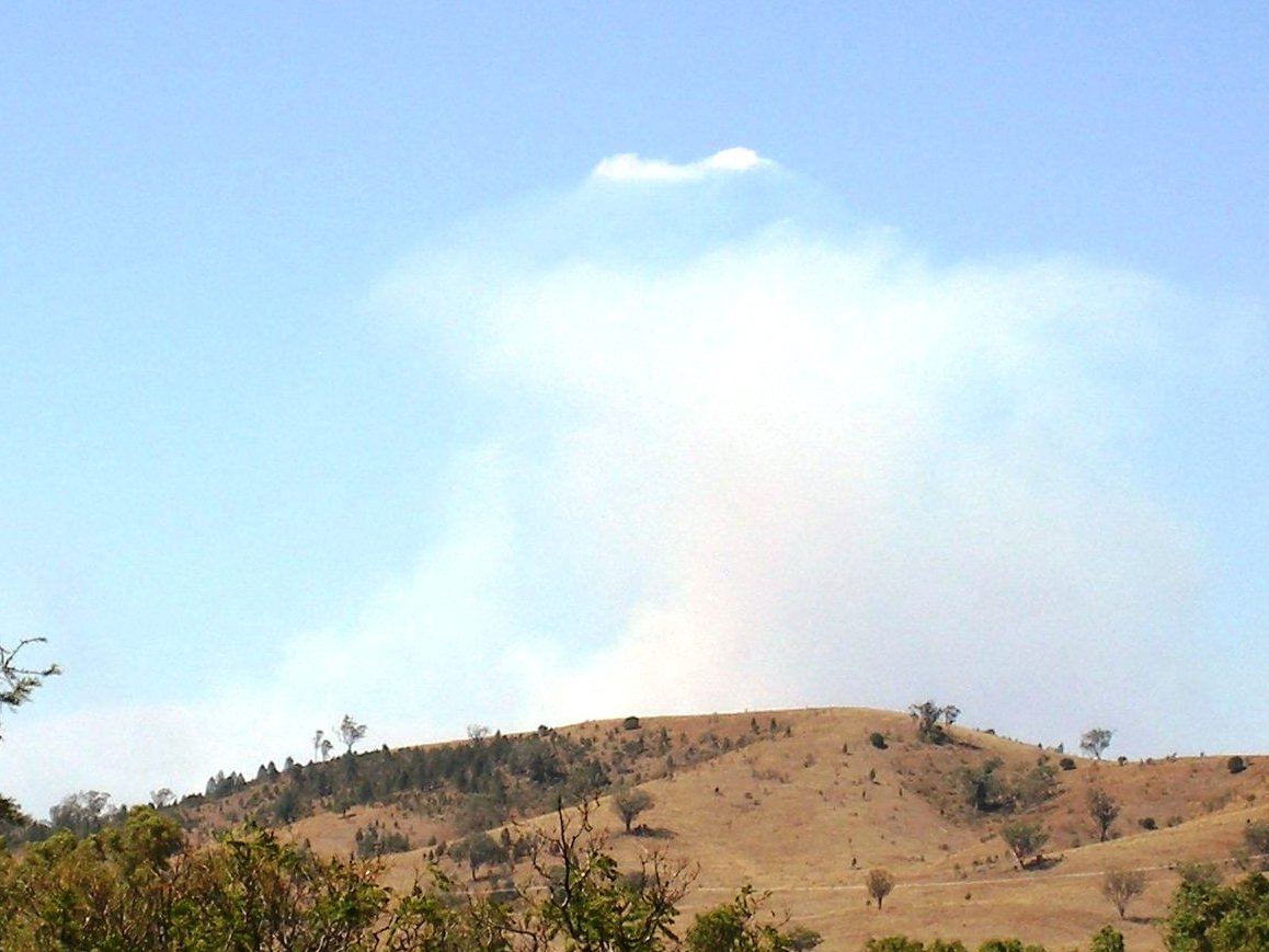 Photo of bushfire smoke at 40 km.